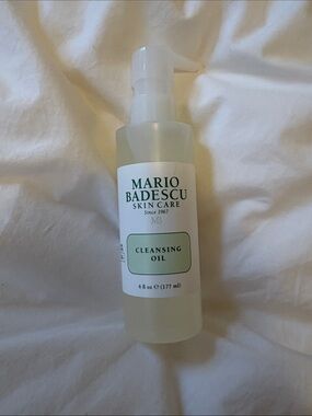 Mario Bedescu - NIP Cleansing Oil
